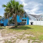 Dolphin Days Lagoon Retreat