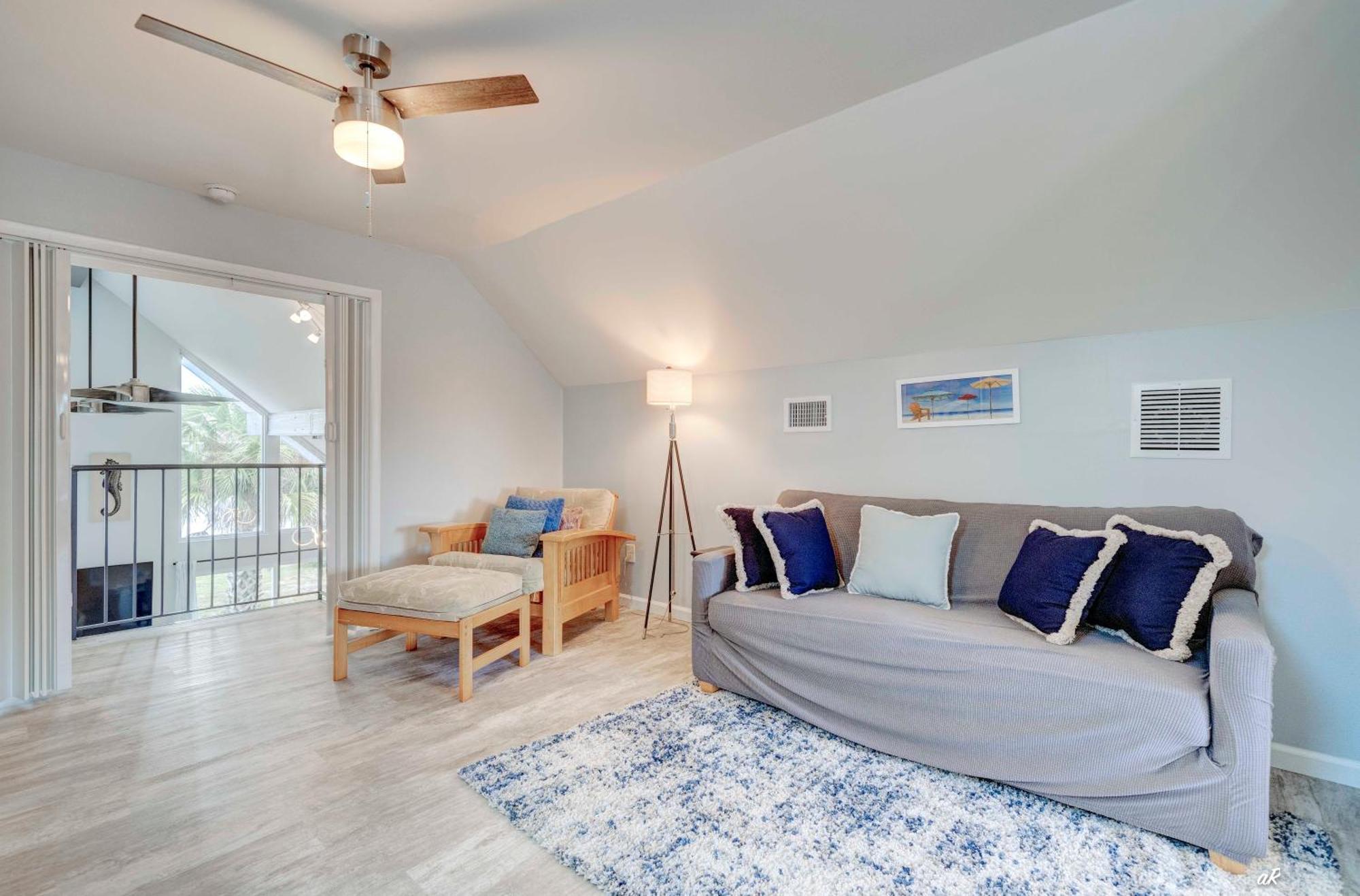 Dolphin Days Lagoon Retreat Holiday home *